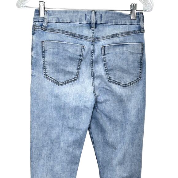 Studio Blue Jeans Women's 27 Blue Light Wash Stretch Ankle Jeans - Picture 5 of 7